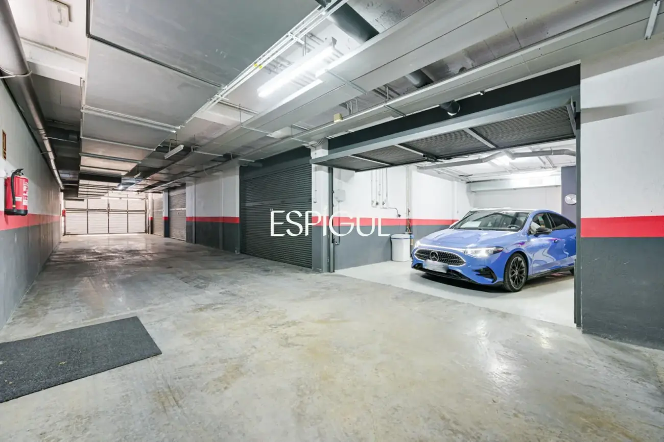 Эксклюзивный дом с частным бассейном и видом на море в одном из лучших районов Эль-Масноу