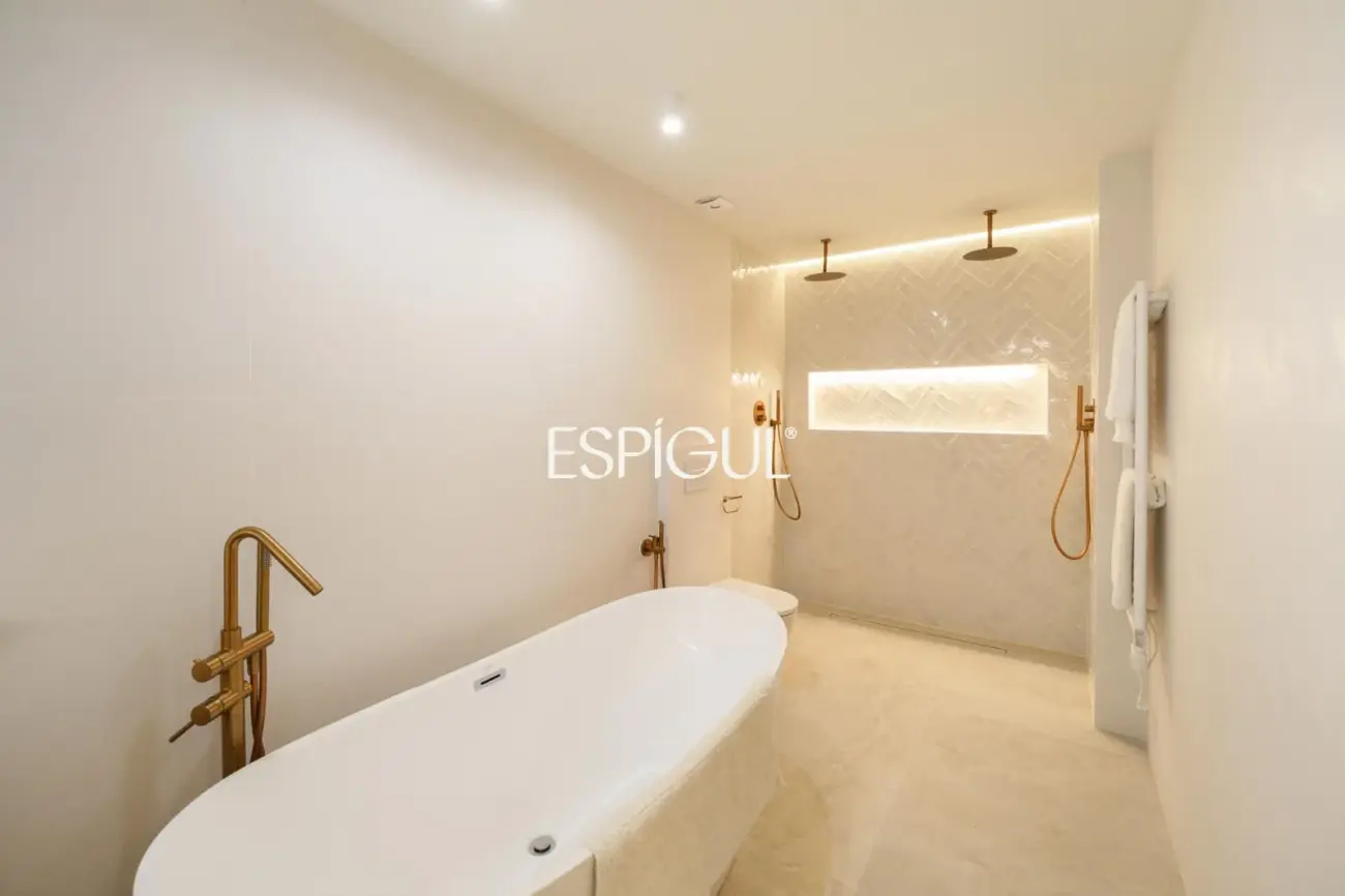 Exclusiva casa de luxe amb piscina i spa al cor de Calella