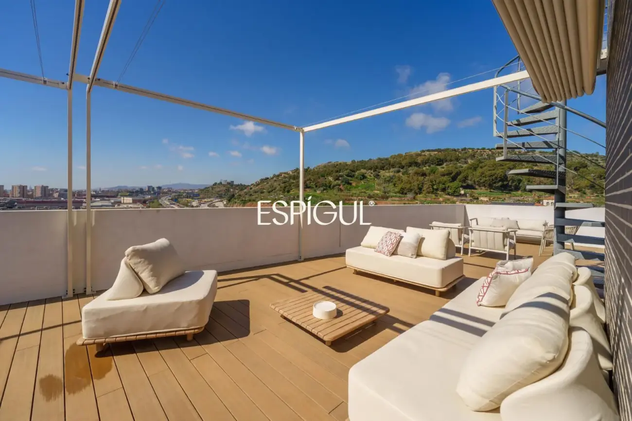 Exclusivo ático con espectaculares vistas al mar y a Barcelona, a 200m de la playa en Montgat