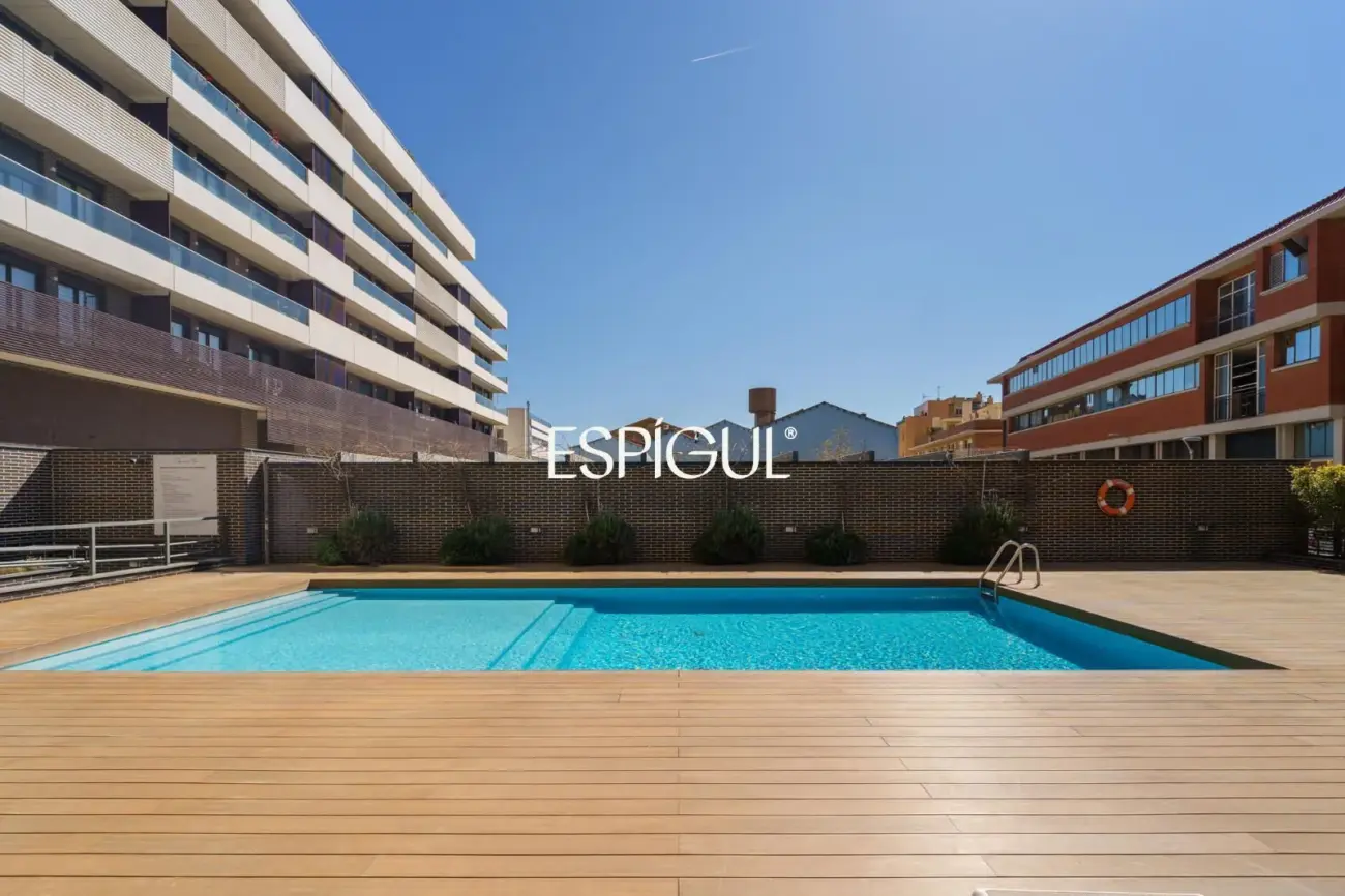 Exclusivo ático con espectaculares vistas al mar y a Barcelona, a 200m de la playa en Montgat