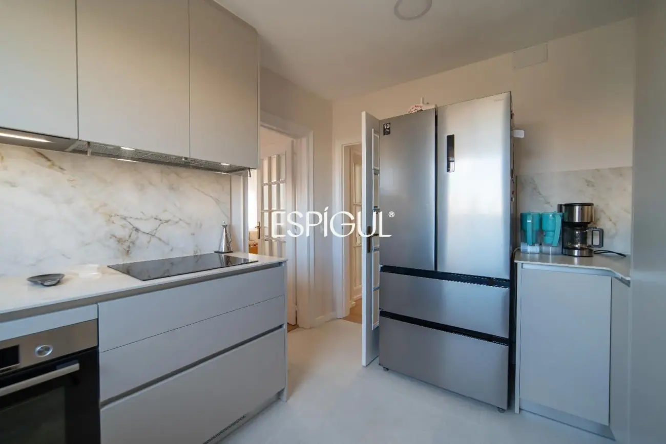 Fantastic fully renovated apartment in the center of Girona