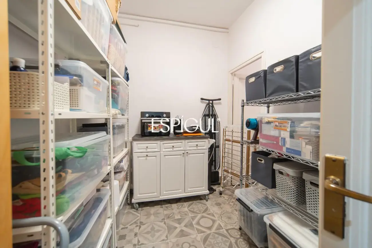 Fantastic fully renovated apartment in the center of Girona