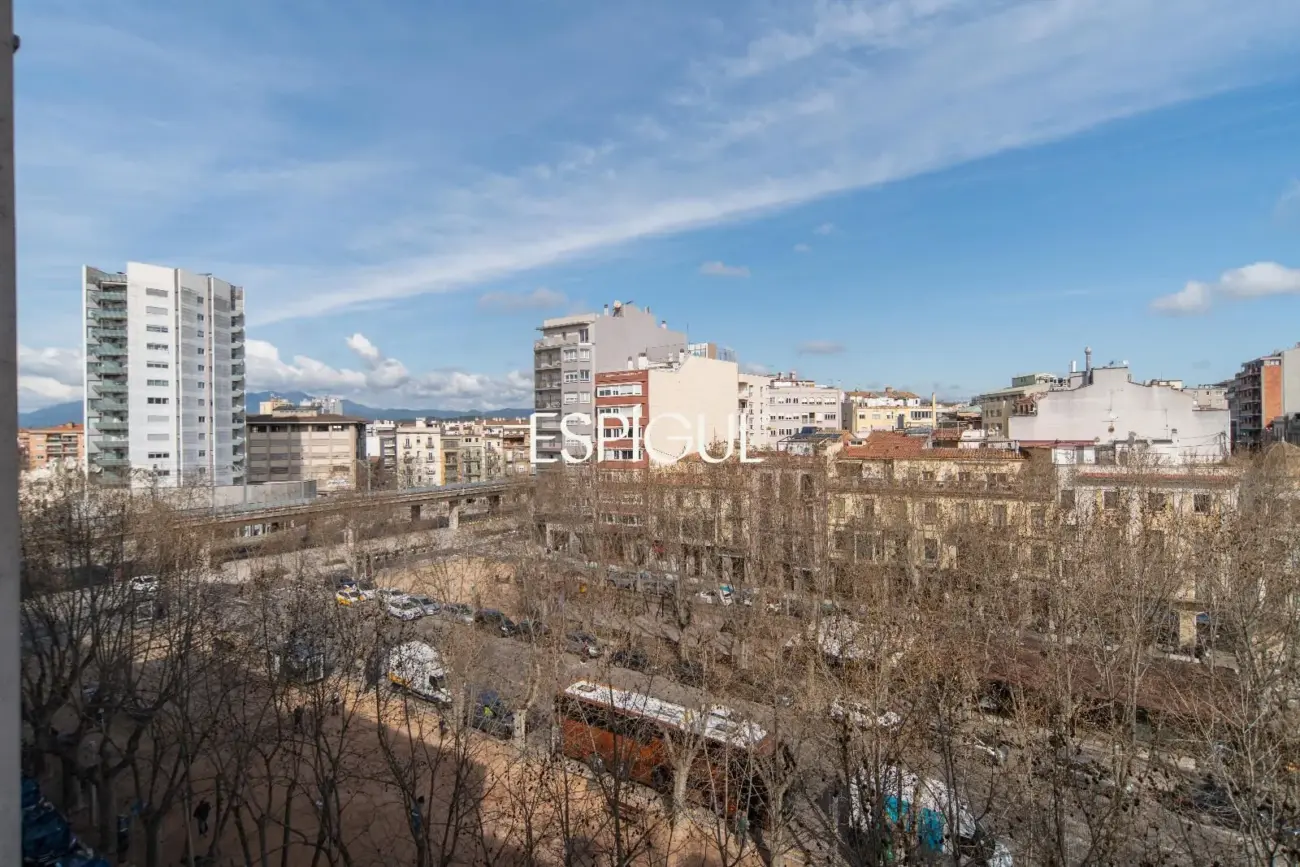 Fantastic fully renovated apartment in the center of Girona