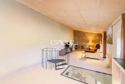 Masia en Sant Gregori con 1 hectárea de terreno