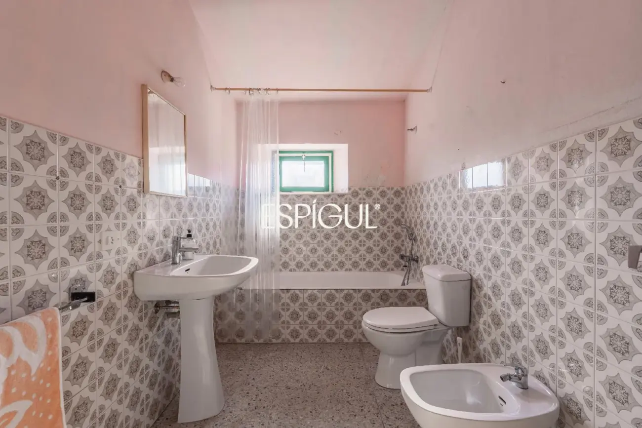 Masia en Sant Gregori con 1 hectárea de terreno