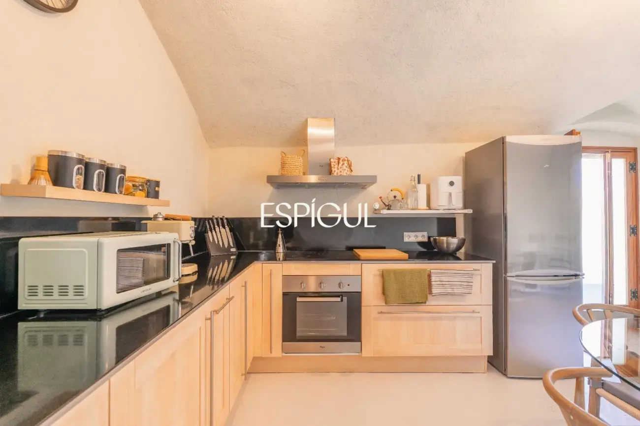 Masia en Sant Gregori con 1 hectárea de terreno