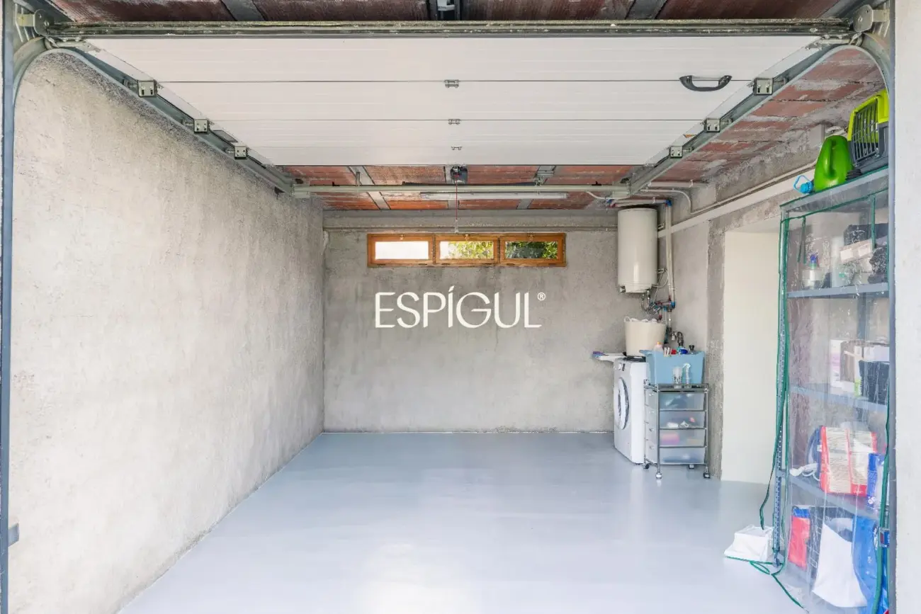 Masia en Sant Gregori con 1 hectárea de terreno