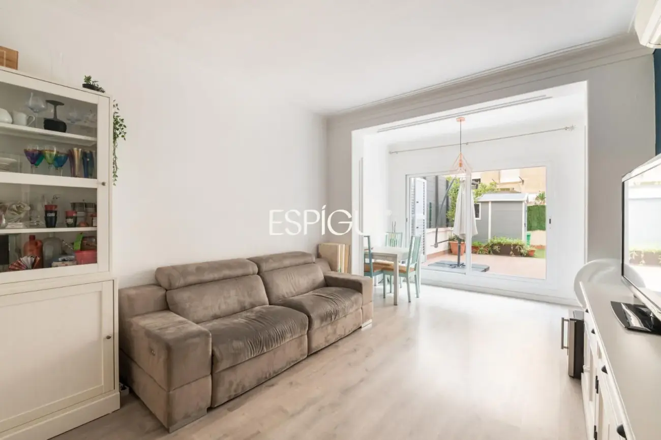 Piso con magnífica terraza el L’Esquerra de l’Eixample