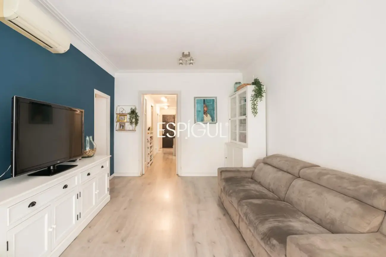 Piso con magnífica terraza el L’Esquerra de l’Eixample