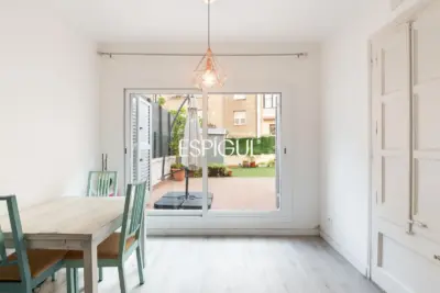 Piso con magnífica terraza el L’Esquerra de l’Eixample