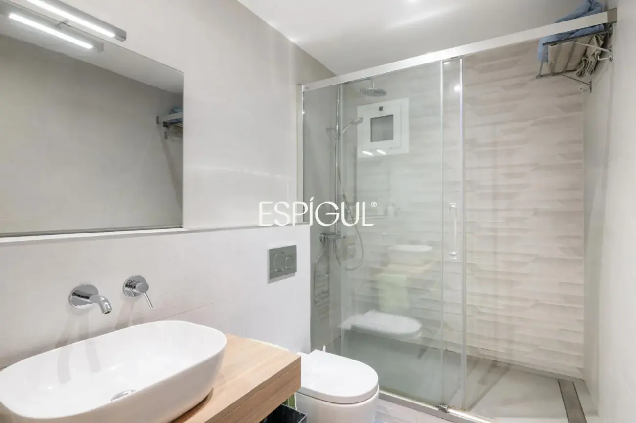 Piso con magnífica terraza el L’Esquerra de l’Eixample