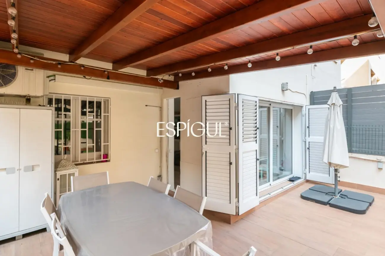 Piso con magnífica terraza el L’Esquerra de l’Eixample