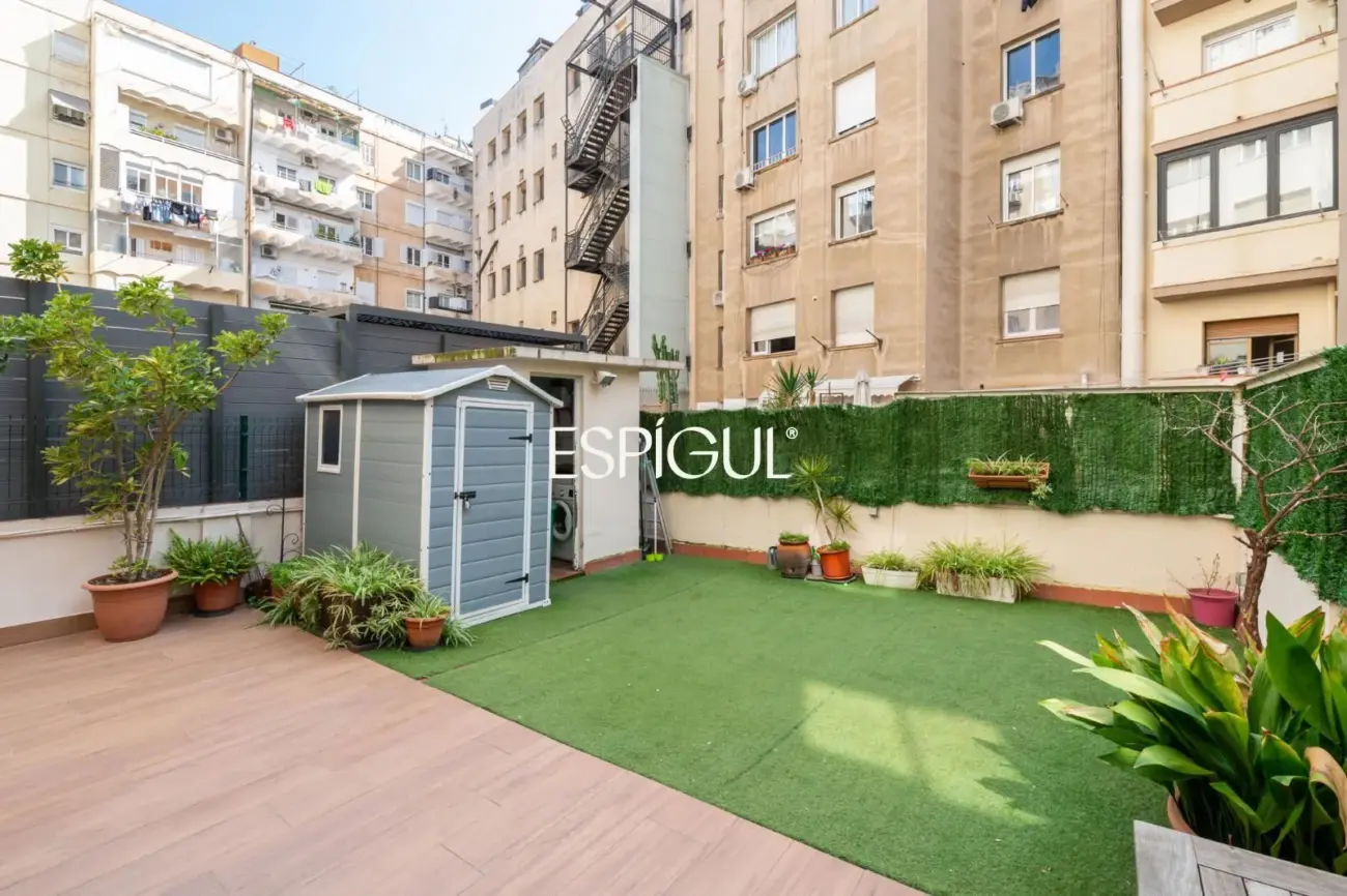 Piso con magnífica terraza el L’Esquerra de l’Eixample