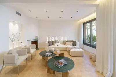 Piso totalmente reformado en venta en Enric Granados