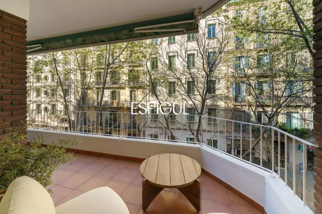 Piso totalmente reformado en venta en Enric Granados