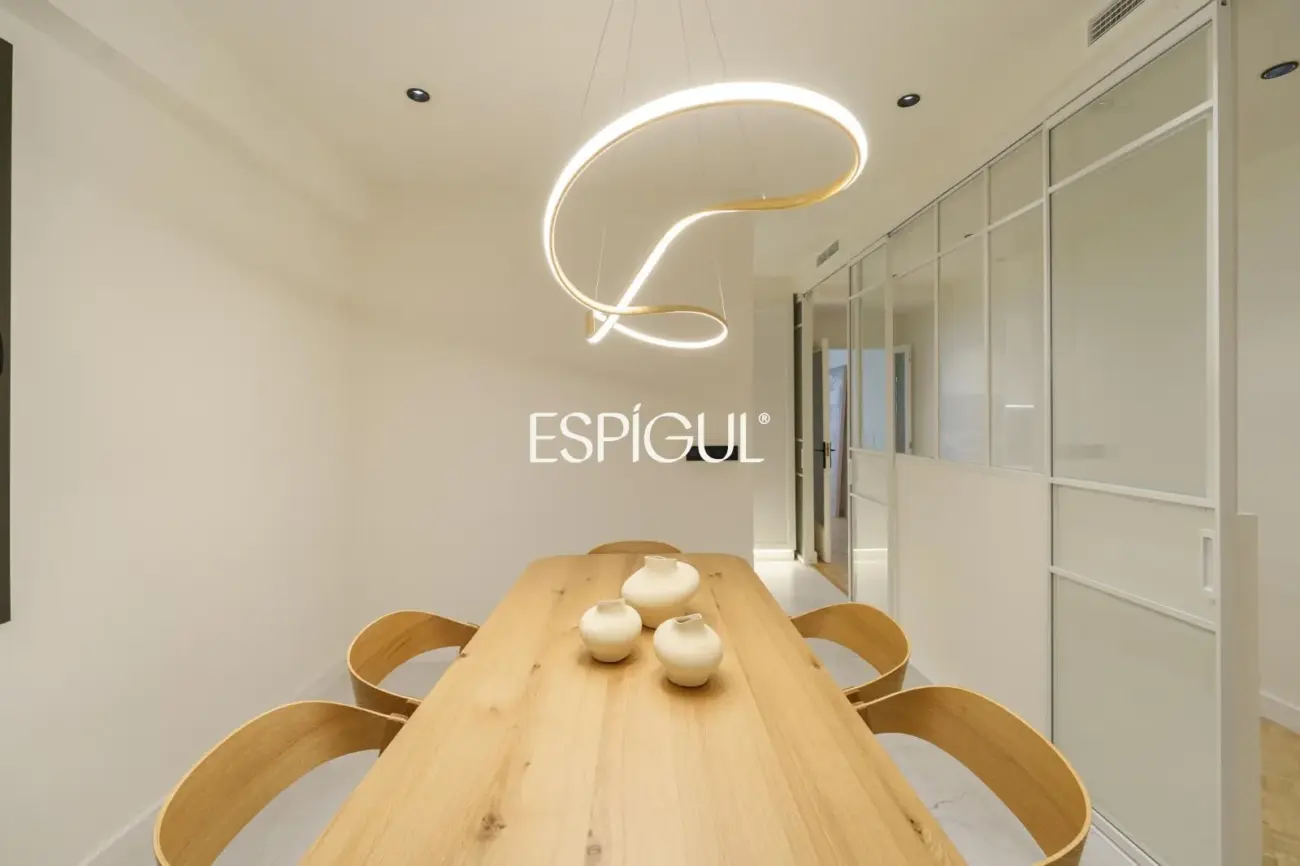 Piso totalmente reformado en venta en Enric Granados