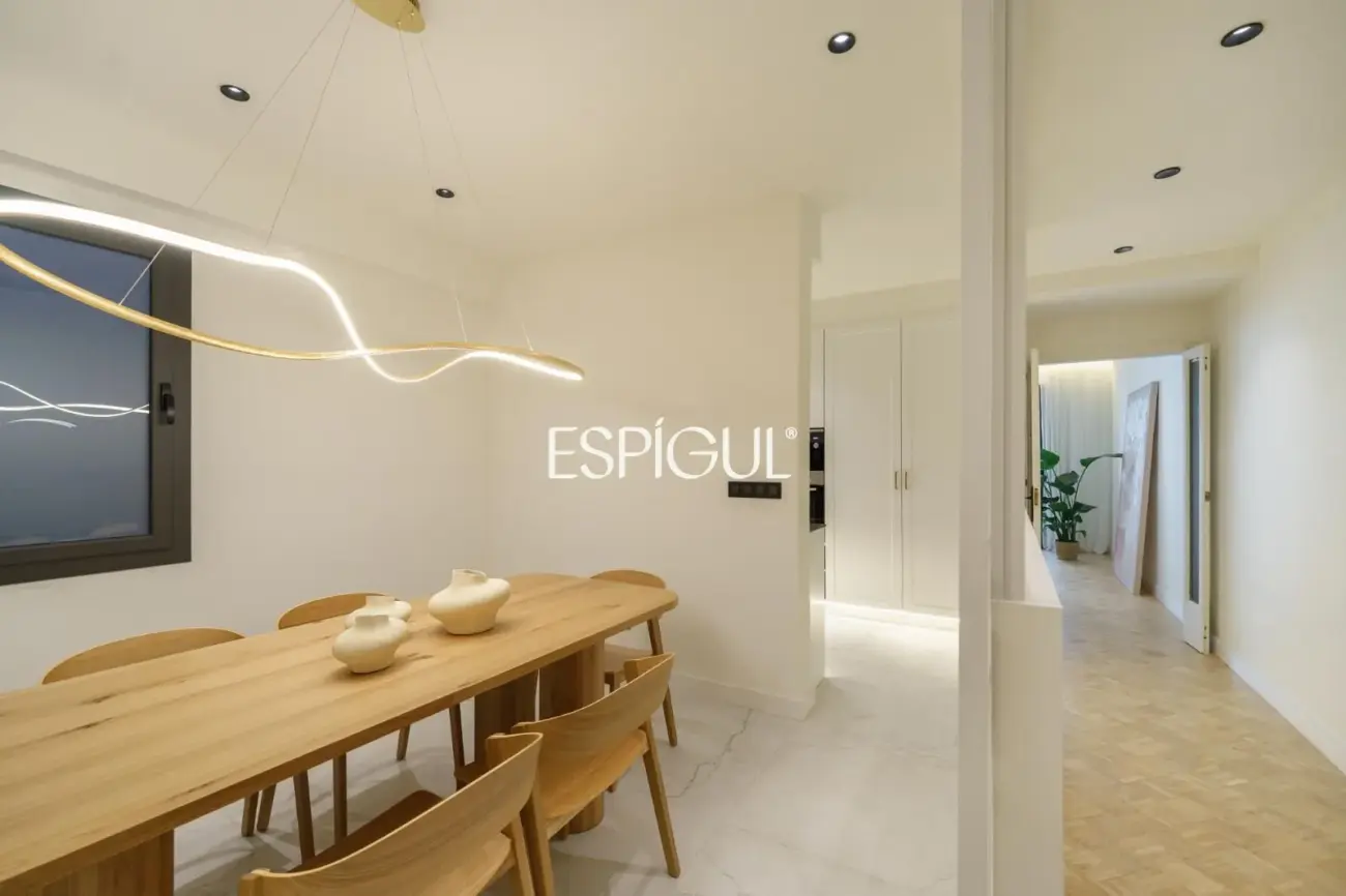 Piso totalmente reformado en venta en Enric Granados