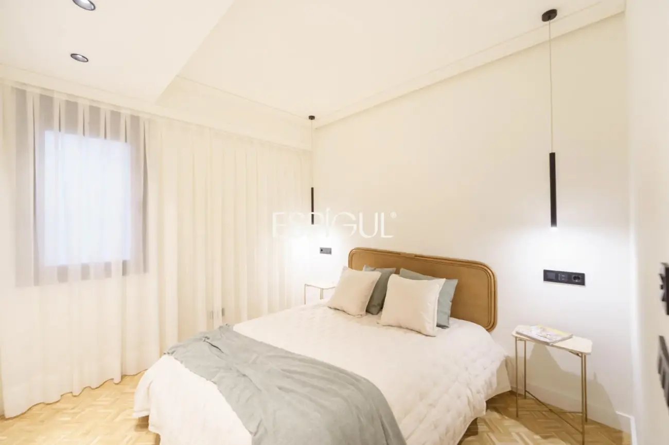 Piso totalmente reformado en venta en Enric Granados