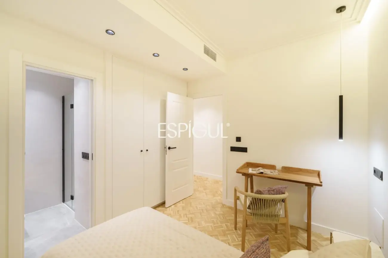 Piso totalmente reformado en venta en Enric Granados