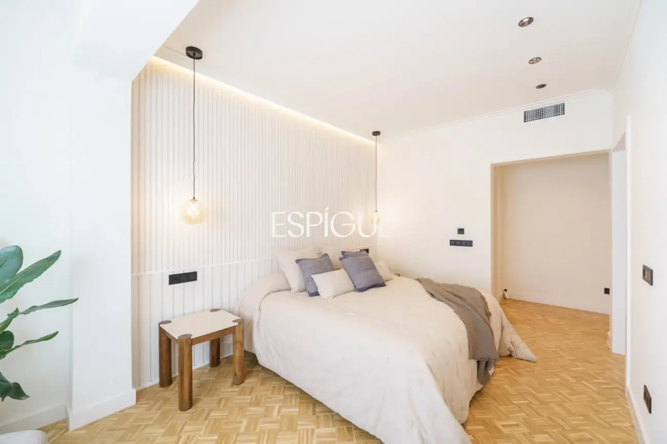 Piso totalmente reformado en venta en Enric Granados