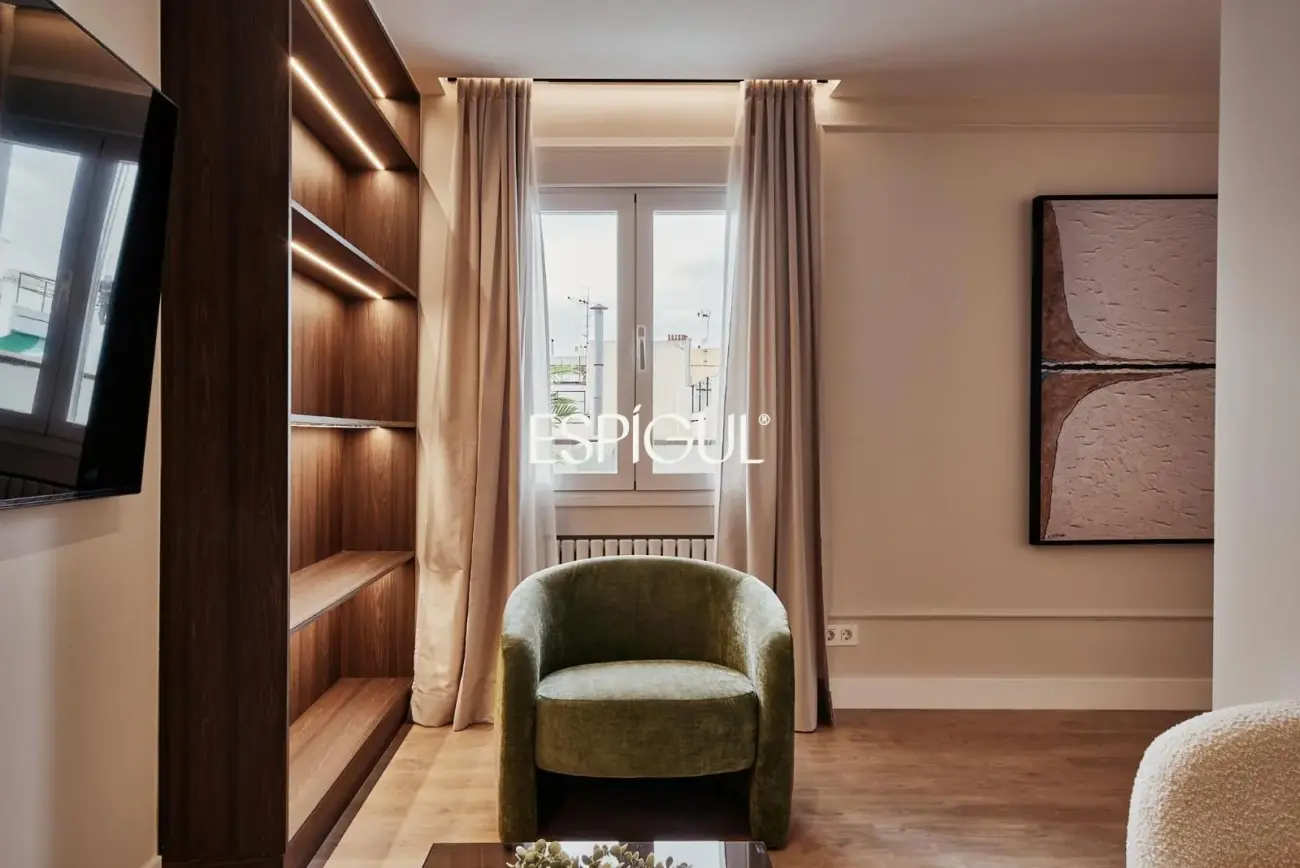 Piso en venta barrio de Salamanca, Lista con terraza y recién reformado