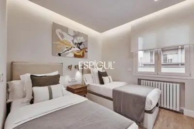 Piso en venta barrio de Salamanca, Lista con terraza y recién reformado