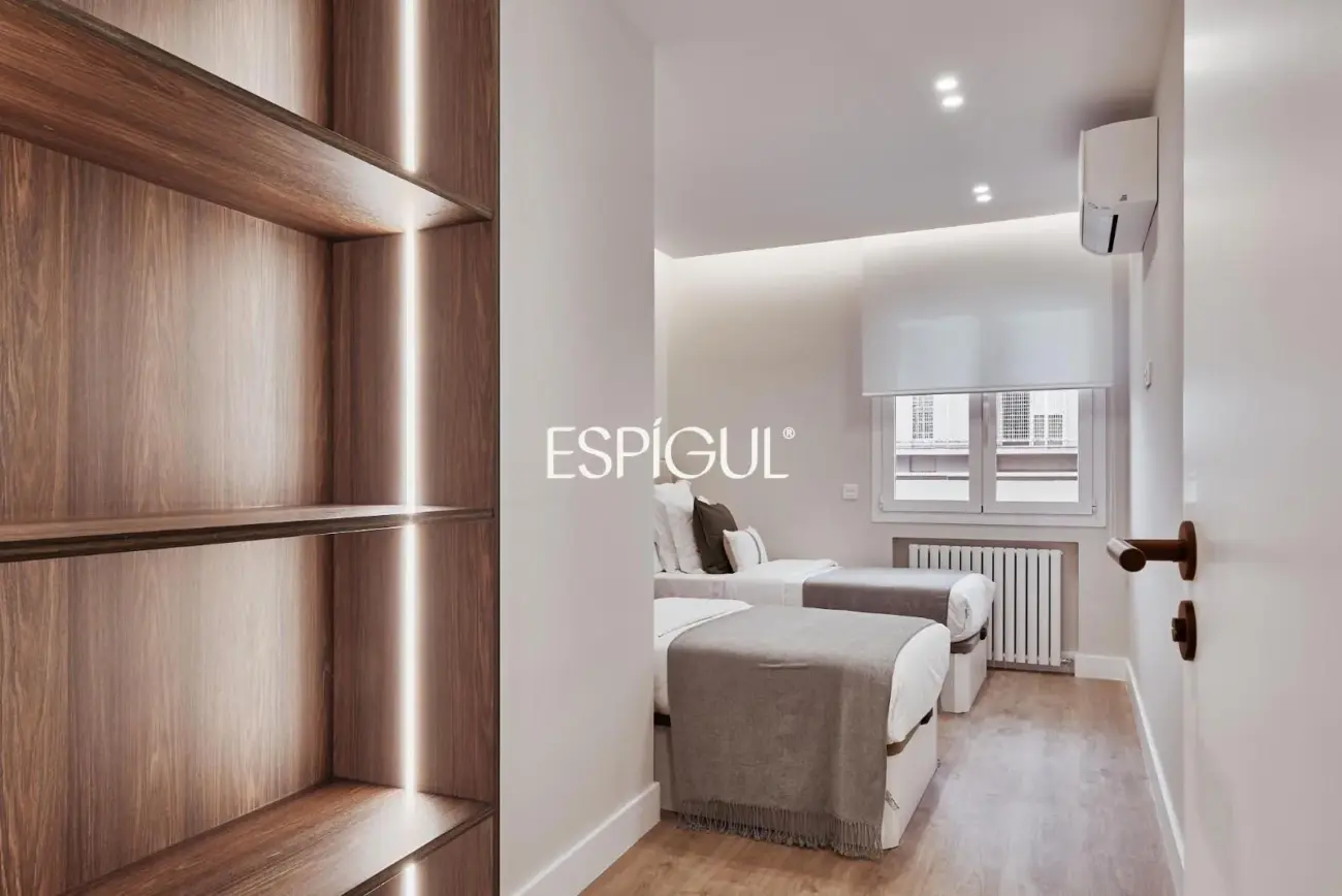 Piso en venta barrio de Salamanca, Lista con terraza y recién reformado