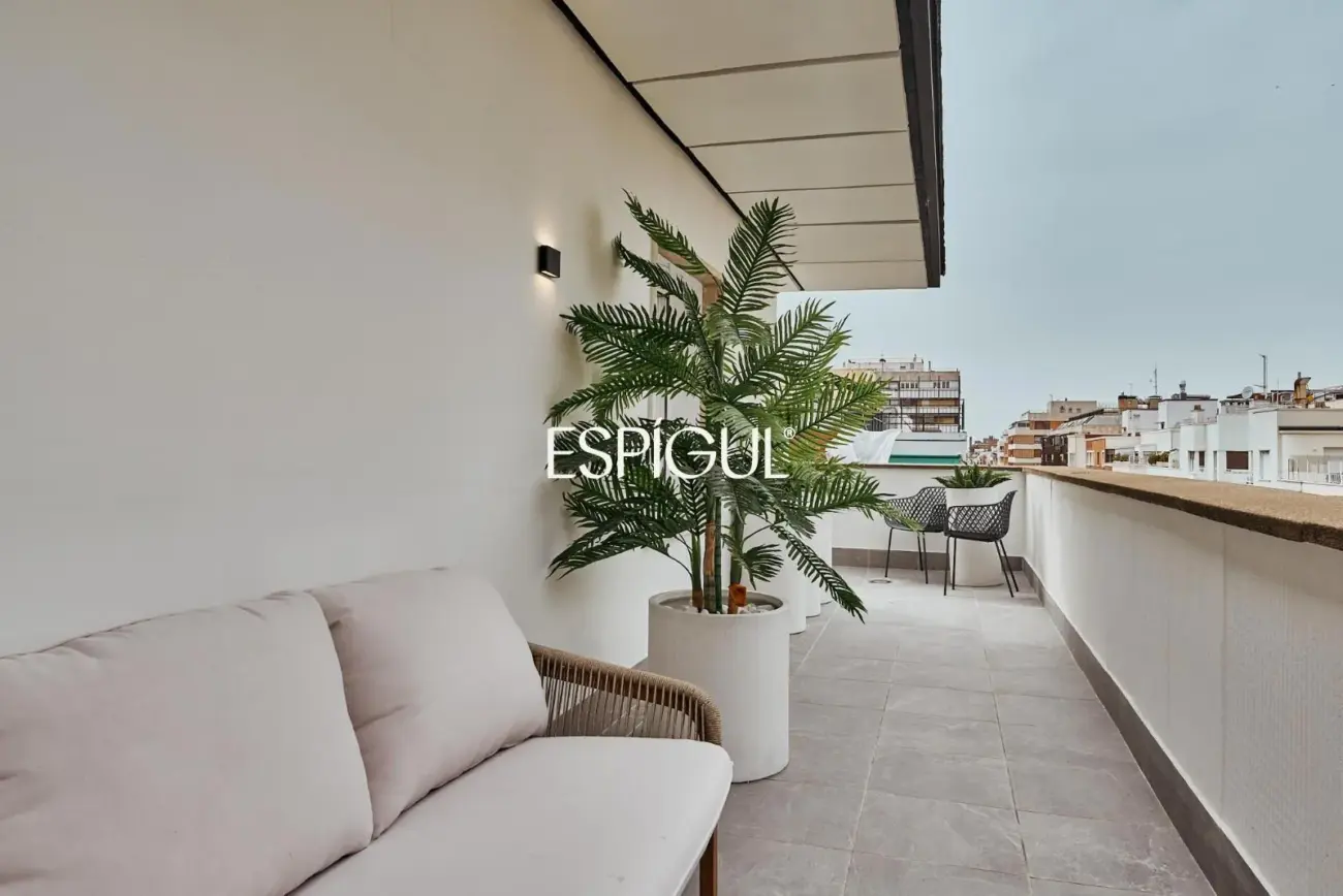 Piso en venta barrio de Salamanca, Lista con terraza y recién reformado