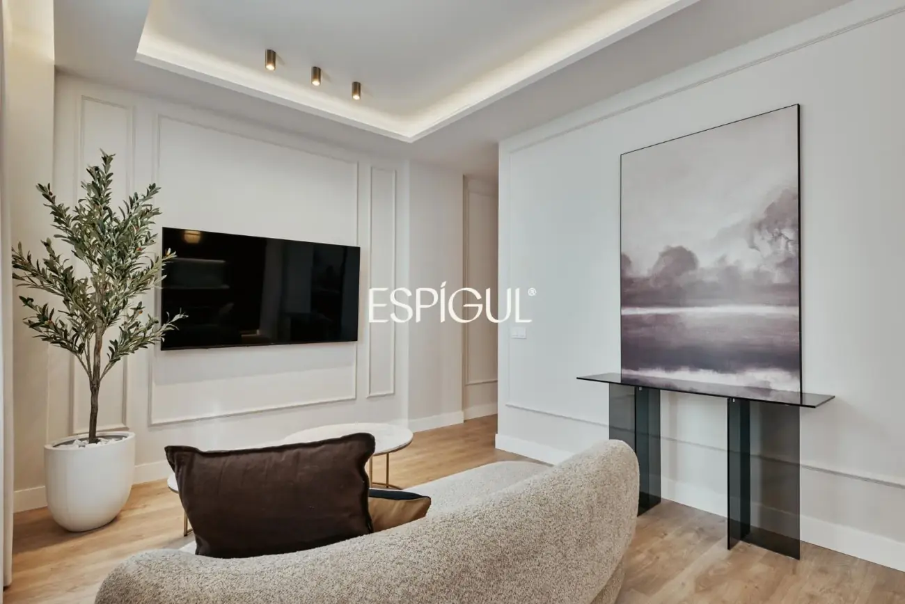 Piso en venta exterior amueblado en Lista