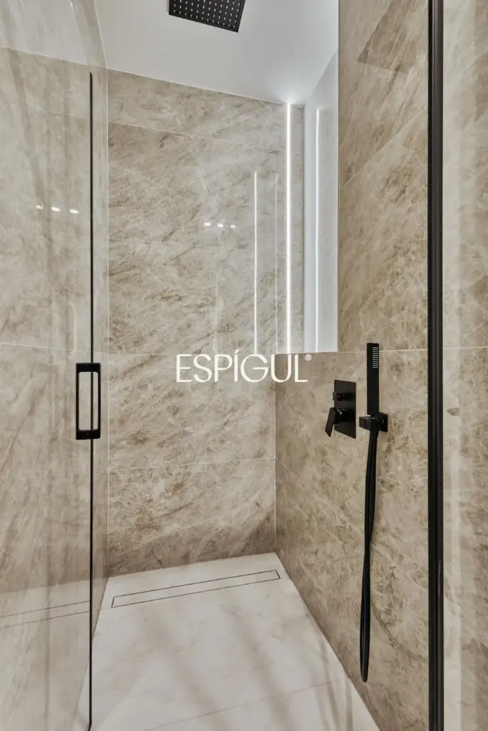 Piso en venta exterior amueblado en Lista