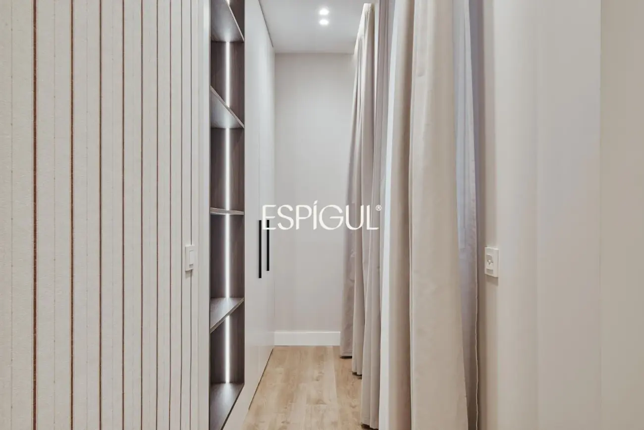 Piso en venta exterior amueblado en Lista