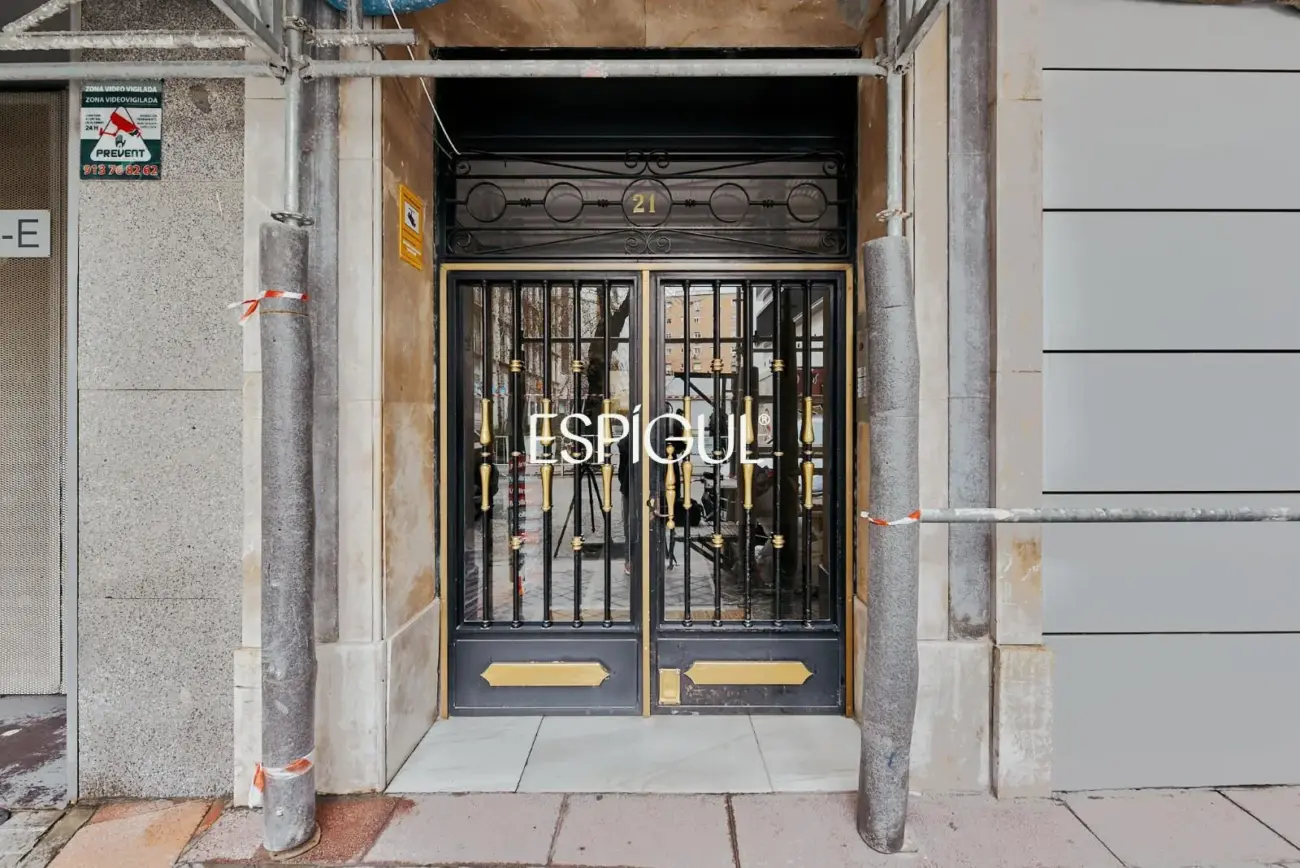 Piso en venta exterior amueblado en Lista