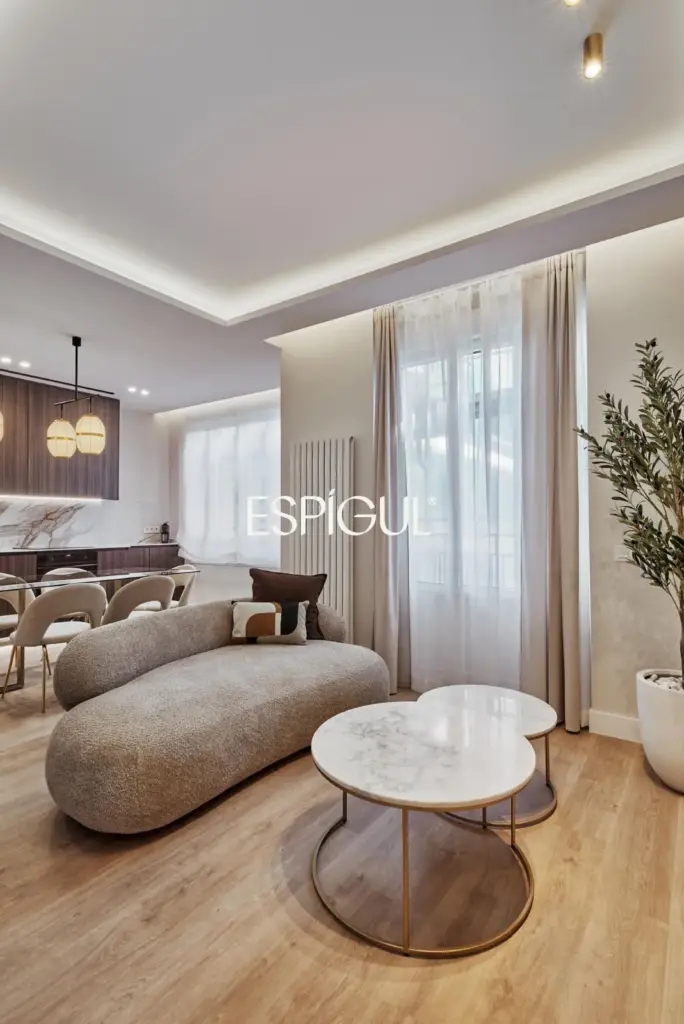 Piso en venta exterior amueblado en Lista