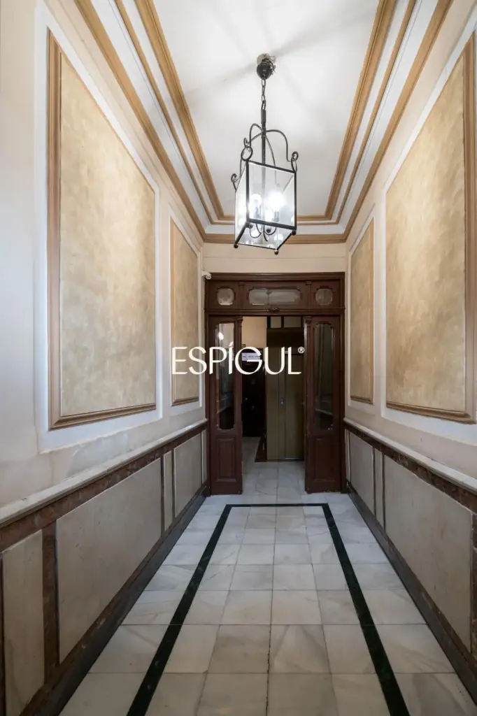 Bright apartment in the heart of Malasaña