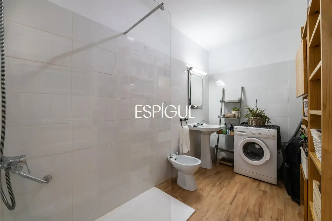 Bright apartment in the heart of Malasaña