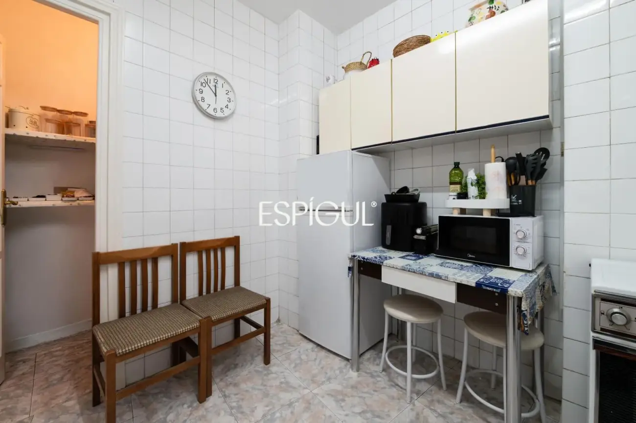 Bright apartment in the heart of Malasaña