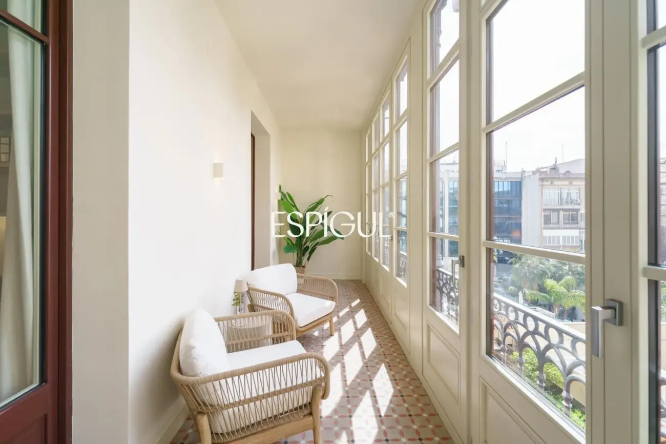 Piso reformado con carácter en la Dreta de l’Eixample junto a Paseo de Gràcia