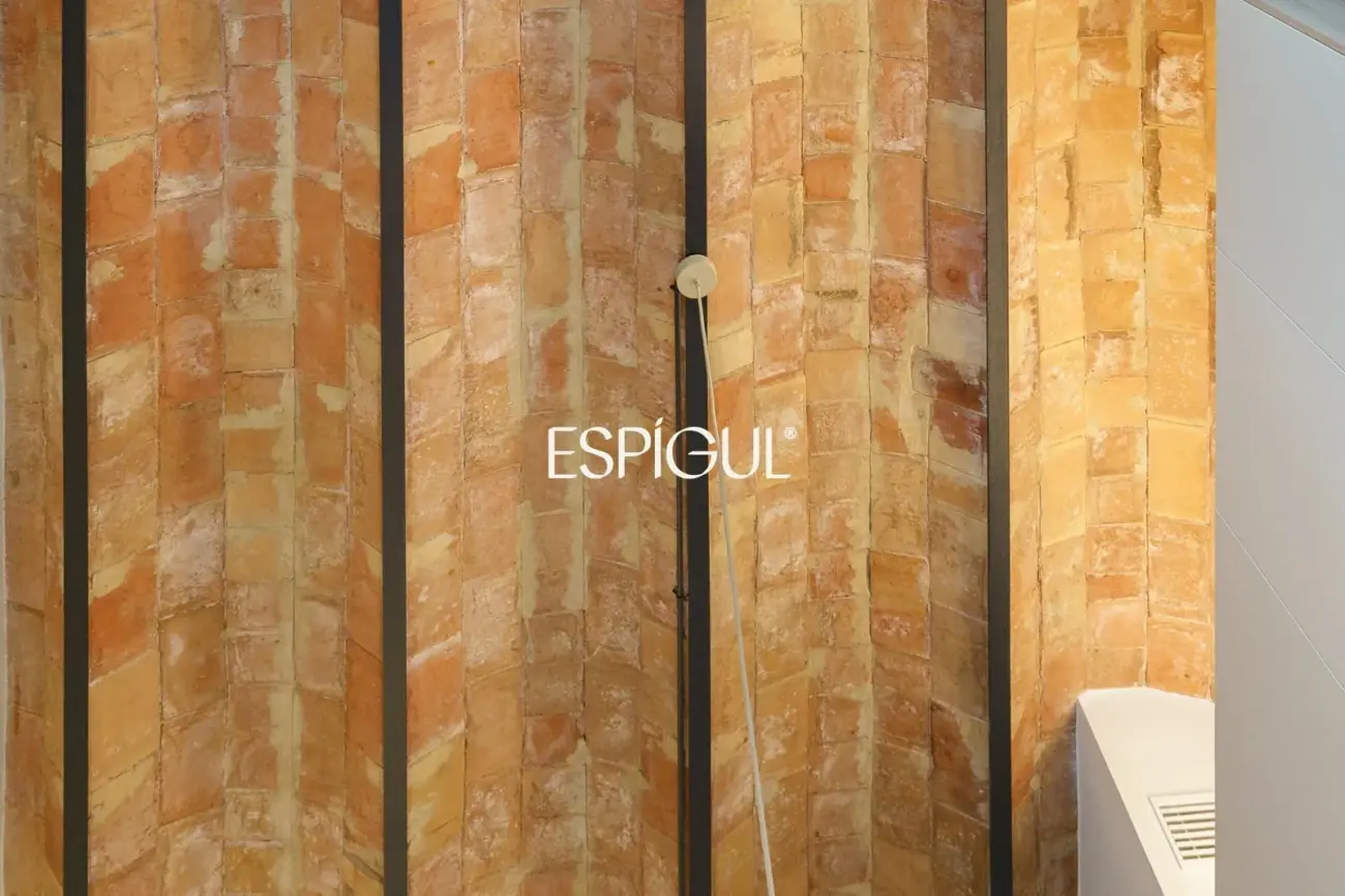 Piso reformado con carácter en la Dreta de l’Eixample junto a Paseo de Gràcia