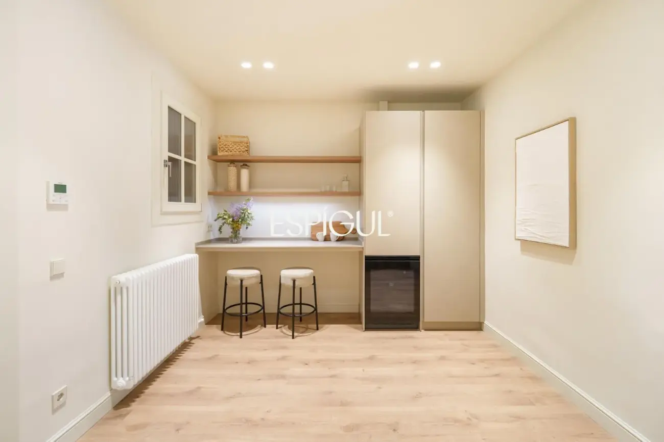 Piso reformado con carácter en la Dreta de l’Eixample junto a Paseo de Gràcia