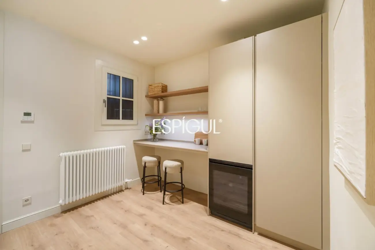 Piso reformado con carácter en la Dreta de l’Eixample junto a Paseo de Gràcia