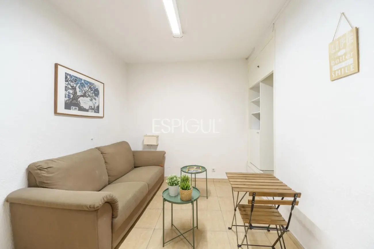 Pis únic a reformar en finca reial del Quadrat d’Or