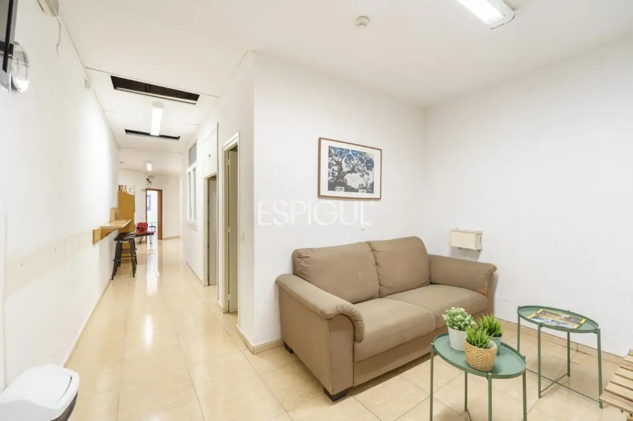 Pis únic a reformar en finca reial del Quadrat d’Or