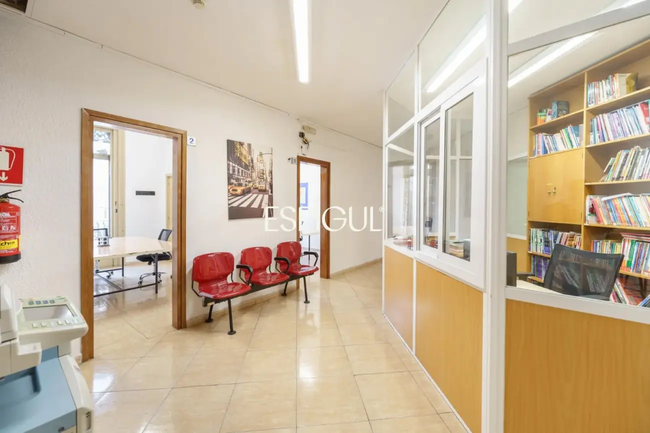 Pis únic a reformar en finca reial del Quadrat d’Or