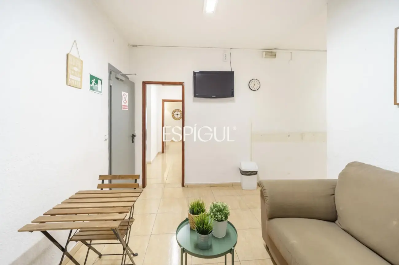 Pis únic a reformar en finca reial del Quadrat d’Or