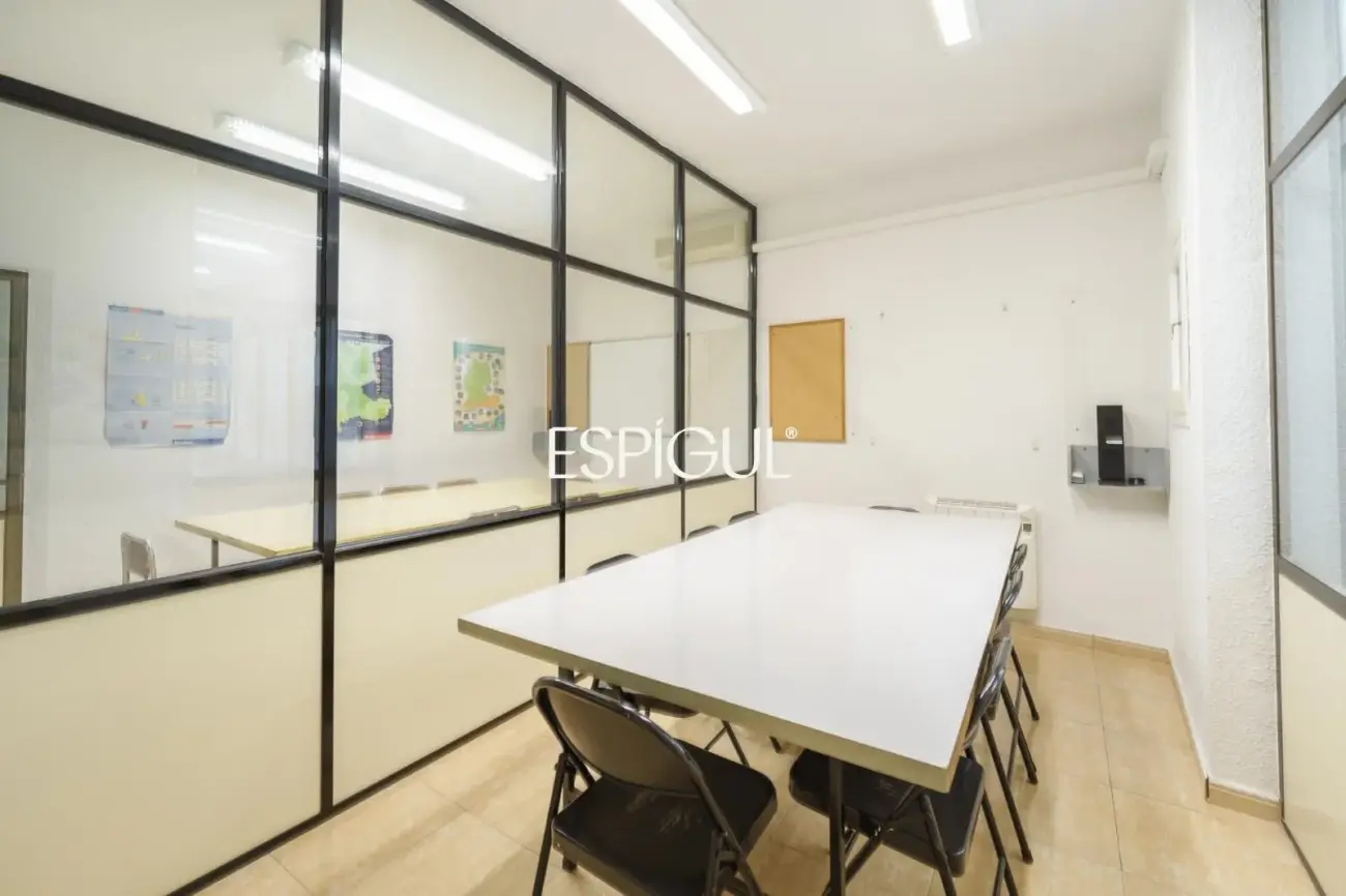 Pis únic a reformar en finca reial del Quadrat d’Or