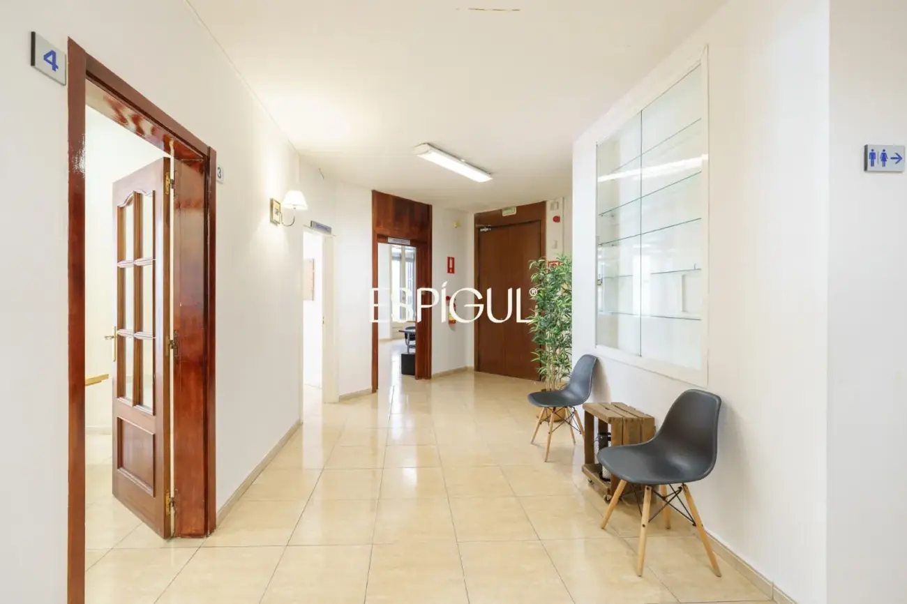 Pis únic a reformar en finca reial del Quadrat d’Or