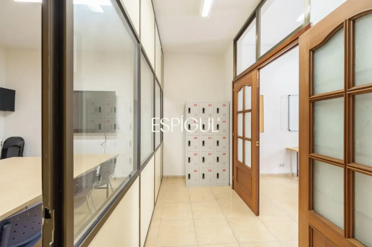 Pis únic a reformar en finca reial del Quadrat d’Or