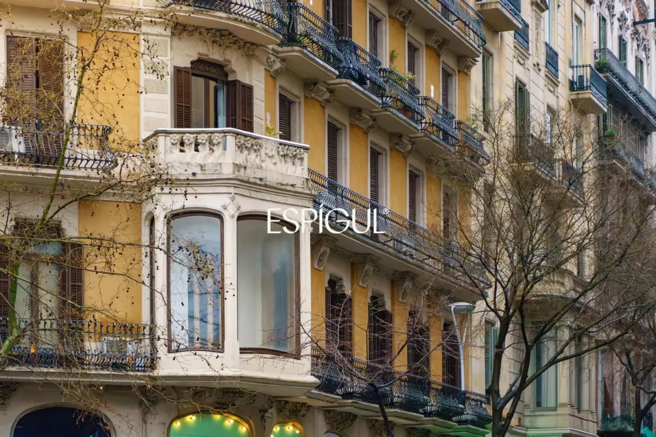 Pis únic a reformar en finca reial del Quadrat d’Or