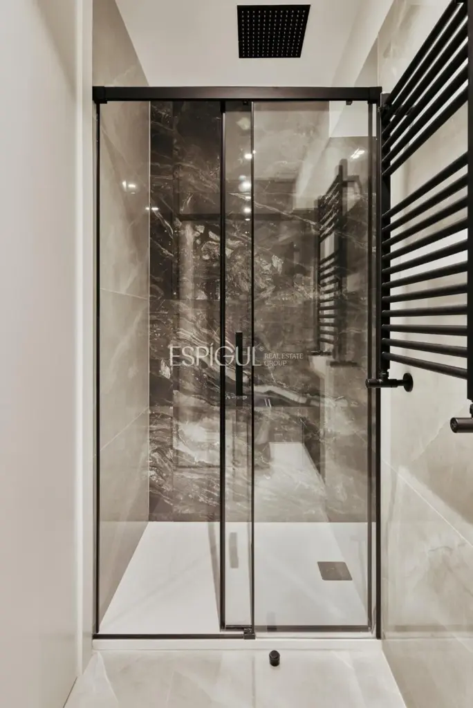 precioso piso a la venta en Lista, 168 m² y terraza privada de 40 m²