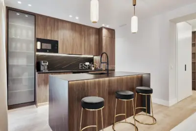 precioso piso a la venta en Lista, 168 m² y terraza privada de 40 m²